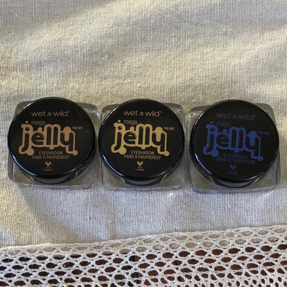 Wet and wild jelly eyeshadow